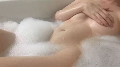 Bubble Baths Nudes Selfshots NUDE PICS ORG