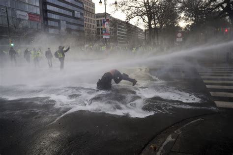 Belgian Police And Yellow Jacket Protesters Clash In Brussels The Argus