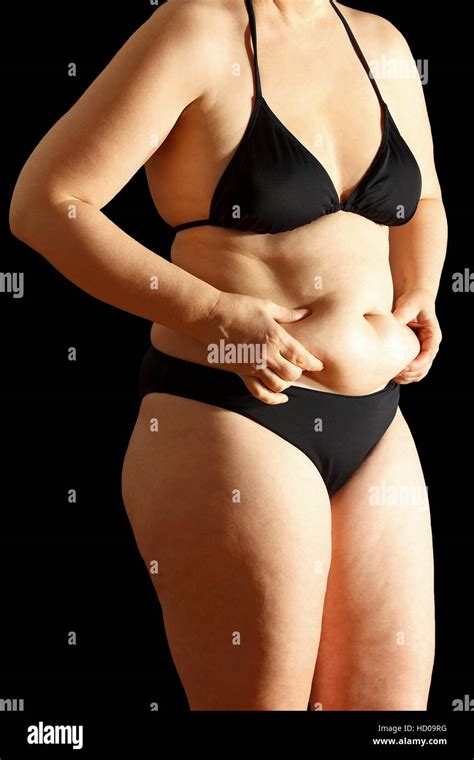 Overweight woman bikini Fotos und Bildmaterial in hoher Auflösung Alamy