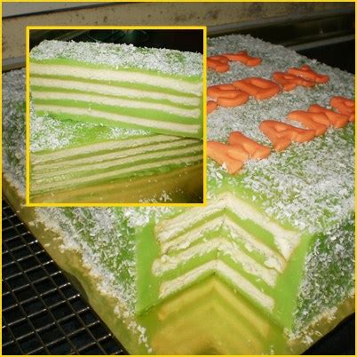 Amazing cotton soft pandan sponge cake with coconut cream frosting. Rohaya Bakery: PANDAN LAYER CAKE