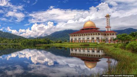 Contact the hulu selangor forest district office (+603 6091 6131) to inform them that you've you can pay the permit fee (rm5 per pax) directly at hulu selangor forest district office or send a money. Darul Quran - Tourism Selangor