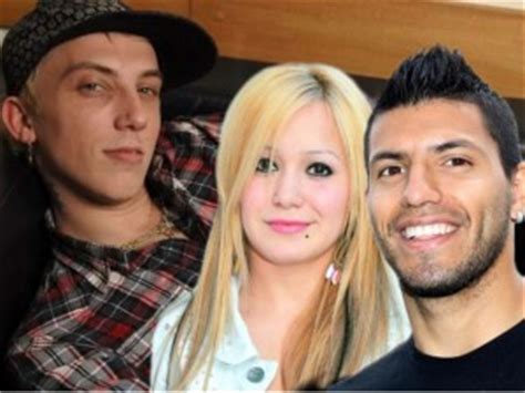 The couple got married in 2008 and spent 5 years together. Pictures of Sergio Aguero's Girlfriend | FootyBlog.net