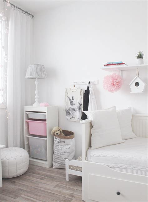 Deco bilik tidur simple ikea desainrumahid com. Lampu Tidur Dinding Ikea - LAMPURABI