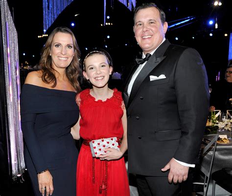 Millie bobby brown est le « vrai nom » de l'actrice 96. Millie bobby brown family | Millie Bobby Brown's Parents ...