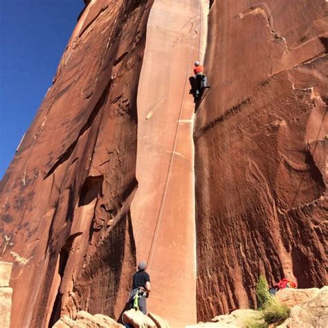 Moab Classic Climb Guided Rock Climbing In Moab Utah