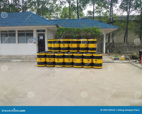 Oil Drums Solar Editorial Stock Image Image Of Drums 285139534