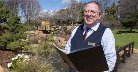From Wards To Weddings Former Dubbo Hospital Manager Finds Success As
