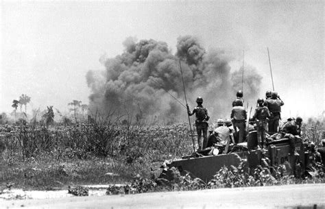 Vietnam War 1972 An LỘc Mùa Hè đỏ Lửa South Vietnamese T Flickr