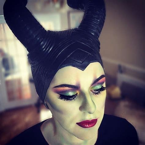 I've collected sources from other websites that'll at least give you ideas or guide you to a halloween costume that you desire! Maleficent, Sleeping Beauty | Halloween beauty, Disney ...