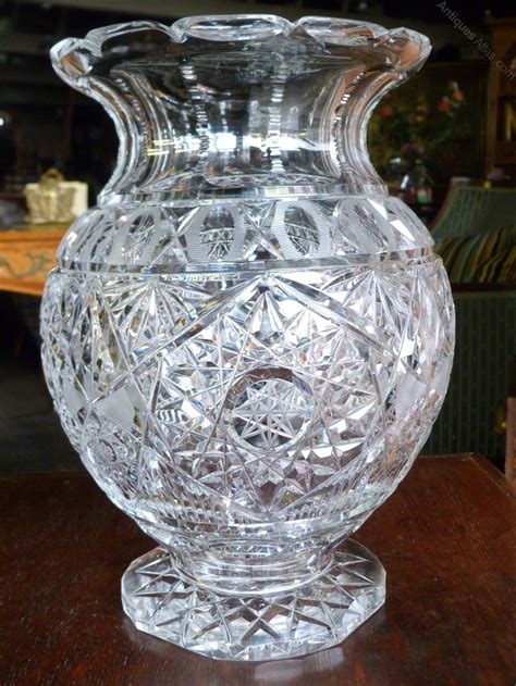 Antiques Atlas - Large Edwardian Cut Glass Flower Vase.