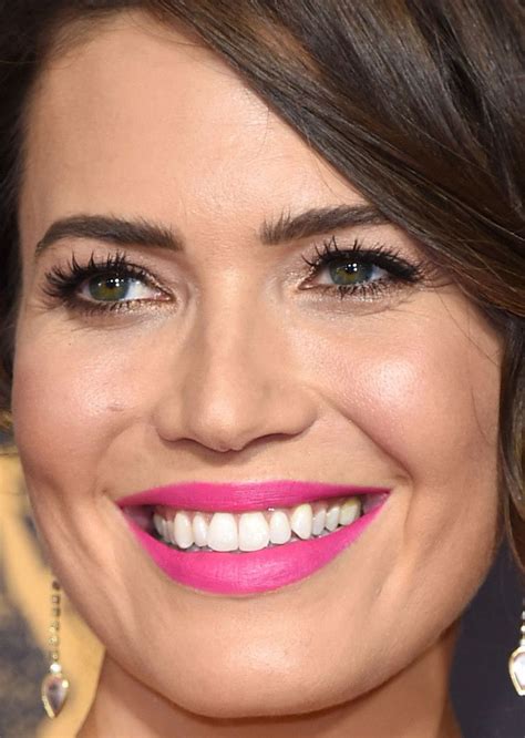 Close Up Of Mandy Moore At The Emmy Awards Celebrity Skin Care