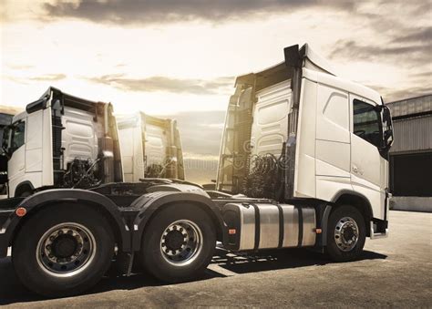 Semi Trucks Parked With Sunset Sky Shipping Trucks Engine Diesel