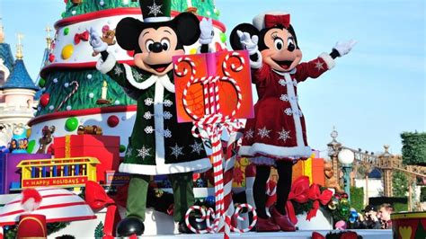 Célébrez Les Fêtes Et Le 90e Anniversaire De Mickey à Disneyland Paris