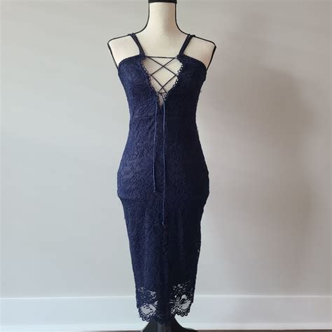 Missguided Dresses Nwot Misguided Navy Bodycon Lace Dress Low Cut
