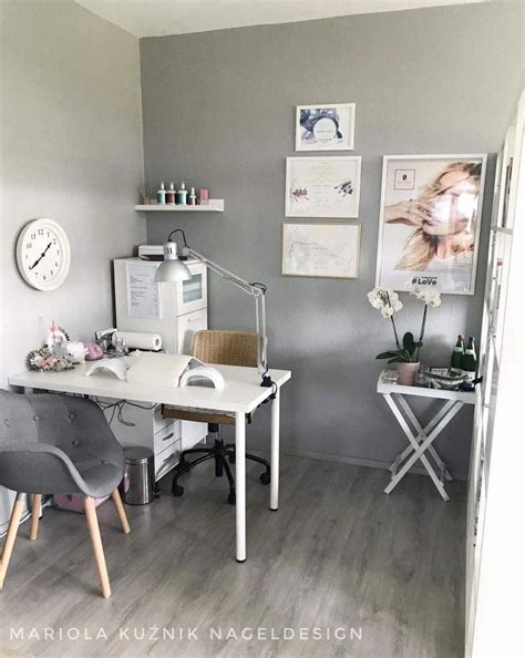 Beauty salon in with addresses, phone numbers, and reviews. Nail Salon Decorating Ideas Awesome Nice Small Space Nail ...
