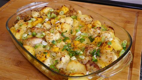 In kochendem salzwasser garen und abschütten. Hähnchen Blumenkohl Kartoffel Auflauf aus dem Backofen ...