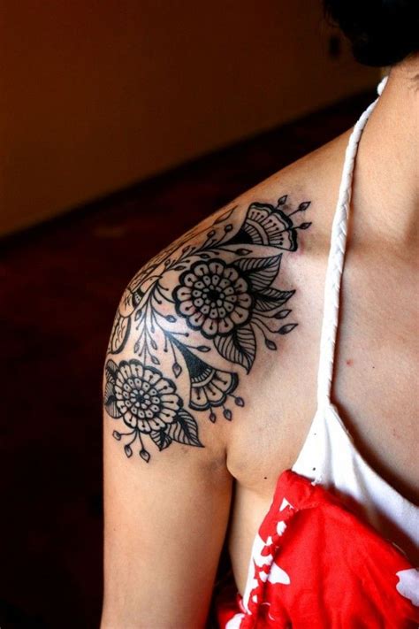 Ornamental Flower Tattoo Done By Baylen Levore Floral Tattoo Shoulder