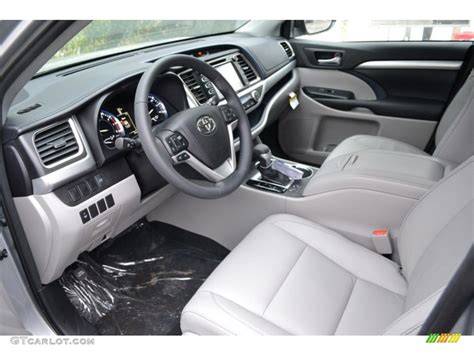 Ash Interior 2016 Toyota Highlander Xle Awd Photo 109913283