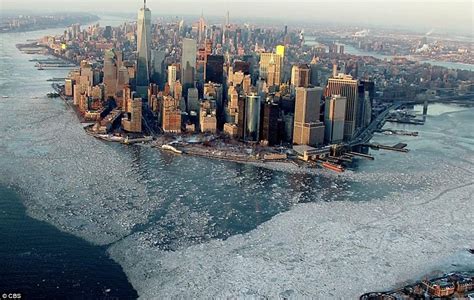 Manhattan On Ice Stunning Aerial Photos Show The Magical Effects Of