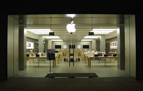 Apple Lhomme Qui A Saccagé Un Apple Store écope Dune
