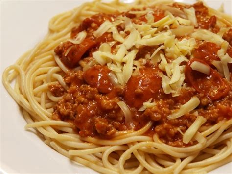 Some people find it odd that pinoys put some sugar in. All Pinoy Blog: Pinoy Spaghetti