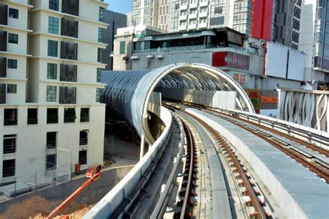 2.99606, 101.57548) is an elevated light rail transit station in putra heights, selangor. Operasi LRT Dari Putra Heights Ke Bandaraya Mulai Hari Ini ...