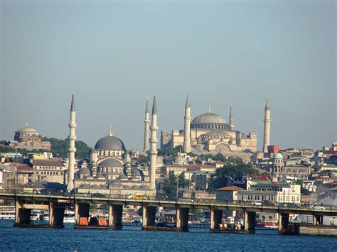 Viagem virtual é pra você que gosta de viajar, e não sabe por onde começar. opinionesontheblog: Estambul