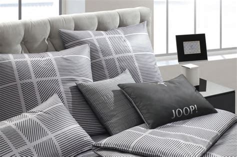Extravagantes bett erfahrung die top auswahl unter den extravagantes betten. Designer Bettwäsche im grafischen Baumwoll-Satin-Design ...
