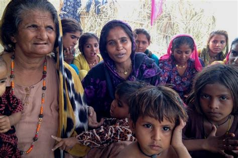 Why Pakistani Hindus Leave Their Homes For India Bbc News