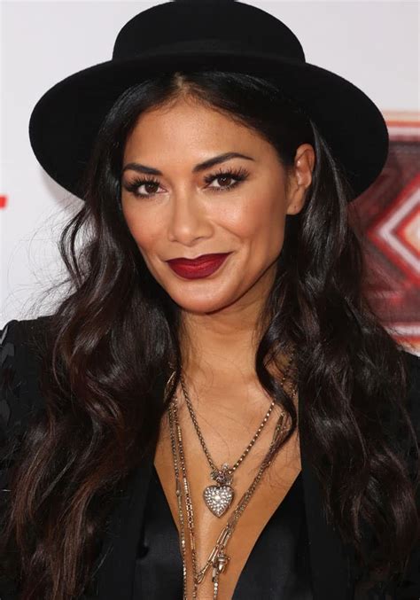 Nicole scherzinger was born on june 29 in honolulu, and raised in louisville, kentucky. Nicole Scherzinger Channels Boy George in Kurt Geiger ...