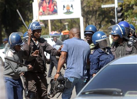 Zimbabwe Police Break Up Anti Mugabe Protest The Namibian