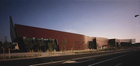 Cover unframed artwork with glassine paper. Clayton Community Centre / Jackson Architecture | ArchDaily