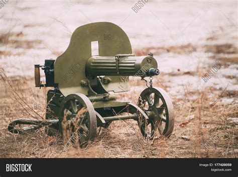 Maxims Machine Gun Image And Photo Free Trial Bigstock