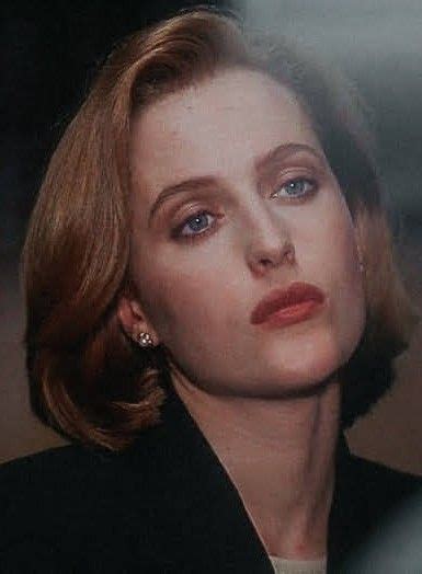 Pin By Haley Bennett On Obsessions Gillian Anderson Dana Scully