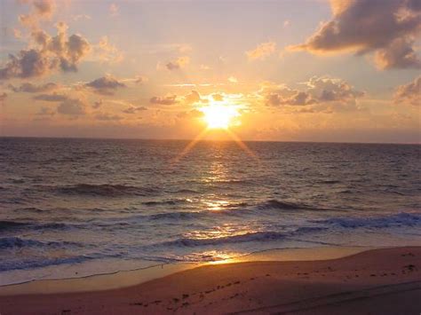 Bright Morning Sunrise Beach Wallpaper Beach Wallpaper