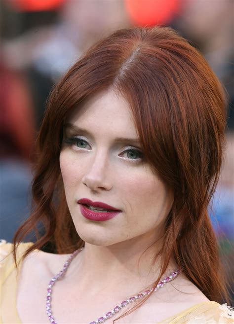 She is able to masterfully transform into both bryce howard was born in sunny los angeles and grew up in greenwich, connecticut. Bryce Dallas Howard in "The Twilight Saga: Eclipse" Los ...