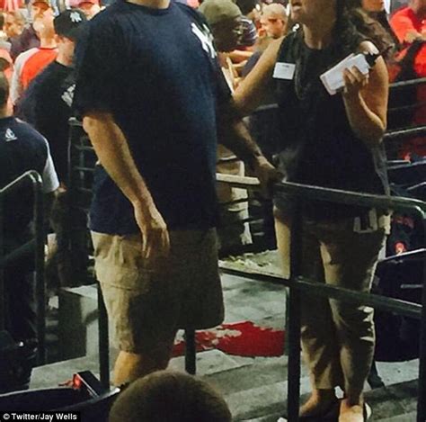 Turner Field Spectator Taken To Hospital After Falling From Top Deck At Yankee Game Daily Mail