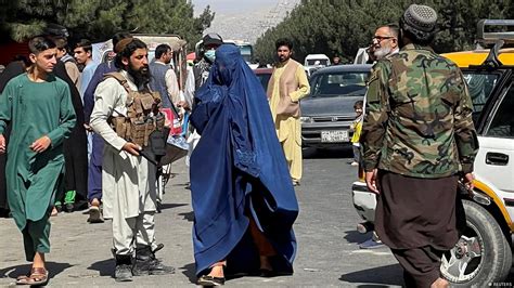 مقام سازمان ملل میان زنان افغان ترسی باورنکردنی حاکم است Dw ۱۴۰۰۶۱۸