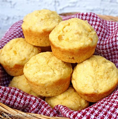 Crispy edges, sweet corn flavour and so moist you don't need cornbread recipe. Creamed Corn Cornbread Muffins - Joy Love Food