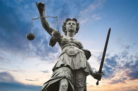 ¿qué Es La Justicia Definición Características Y Tipos Como