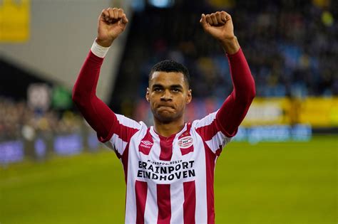 Ibrahim afellay sees psv as the favorite. Brusselers geniet van opmars PSV'er Gakpo: 'Hij benut zijn ...