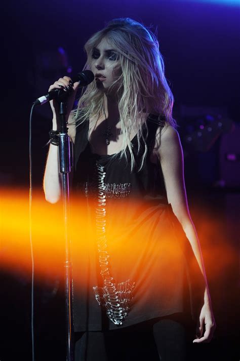 Taylor Momsen Image