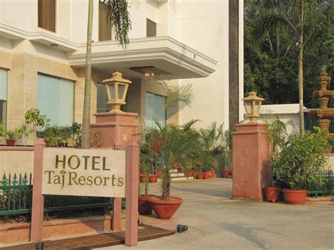 Hotel Taj Resorts Agra Photos Images And Wallpapers Hd Images Near By Images