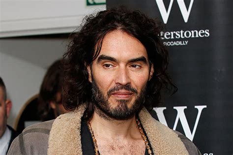 Russell Brand Was A Porn Addict In His Teens Celebrity Dirt