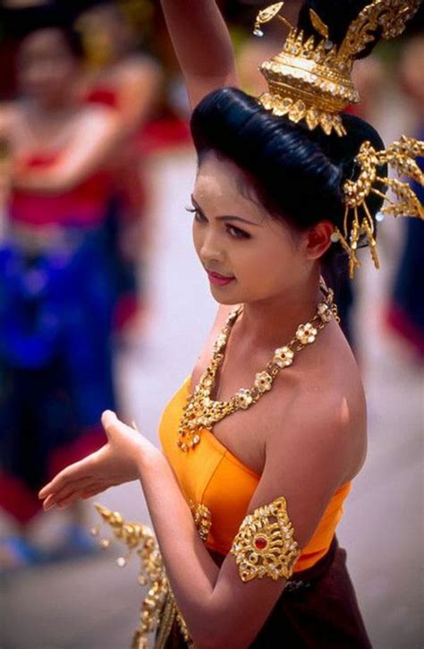 eine reise nach thailand unternehmen und das paradies entdecken thailand tänzerin kultur