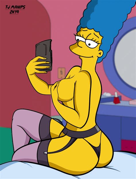 Rule 34 Fjm Marge Simpson Selfie Sitting On Bed Tagme The Simpsons 3774070