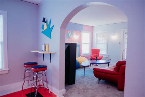 Be Kind Rewind With Dallas New 90s Themed Airbnb Central Track