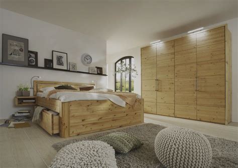 Schlafzimmer komplett sets erschaffen im handumdrehen eine wohlfühlatmosphäre. Schlafzimmer Komplett Massiv Und Beste Aus Massivholz ...