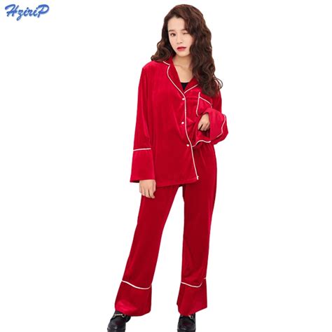 2017 New Pajama Sets Fashion Casual Simple Sexy Costume Loose Red
