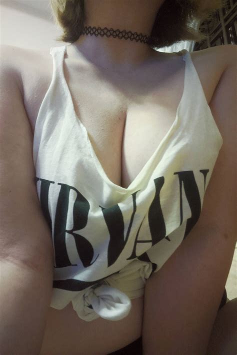 Always Loved The 90s Grunge Aesthetic Also Cleavage O F Course Porn